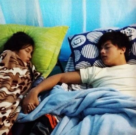 iyotan ng mga artista|Kinantot si pinay habang tulog .
